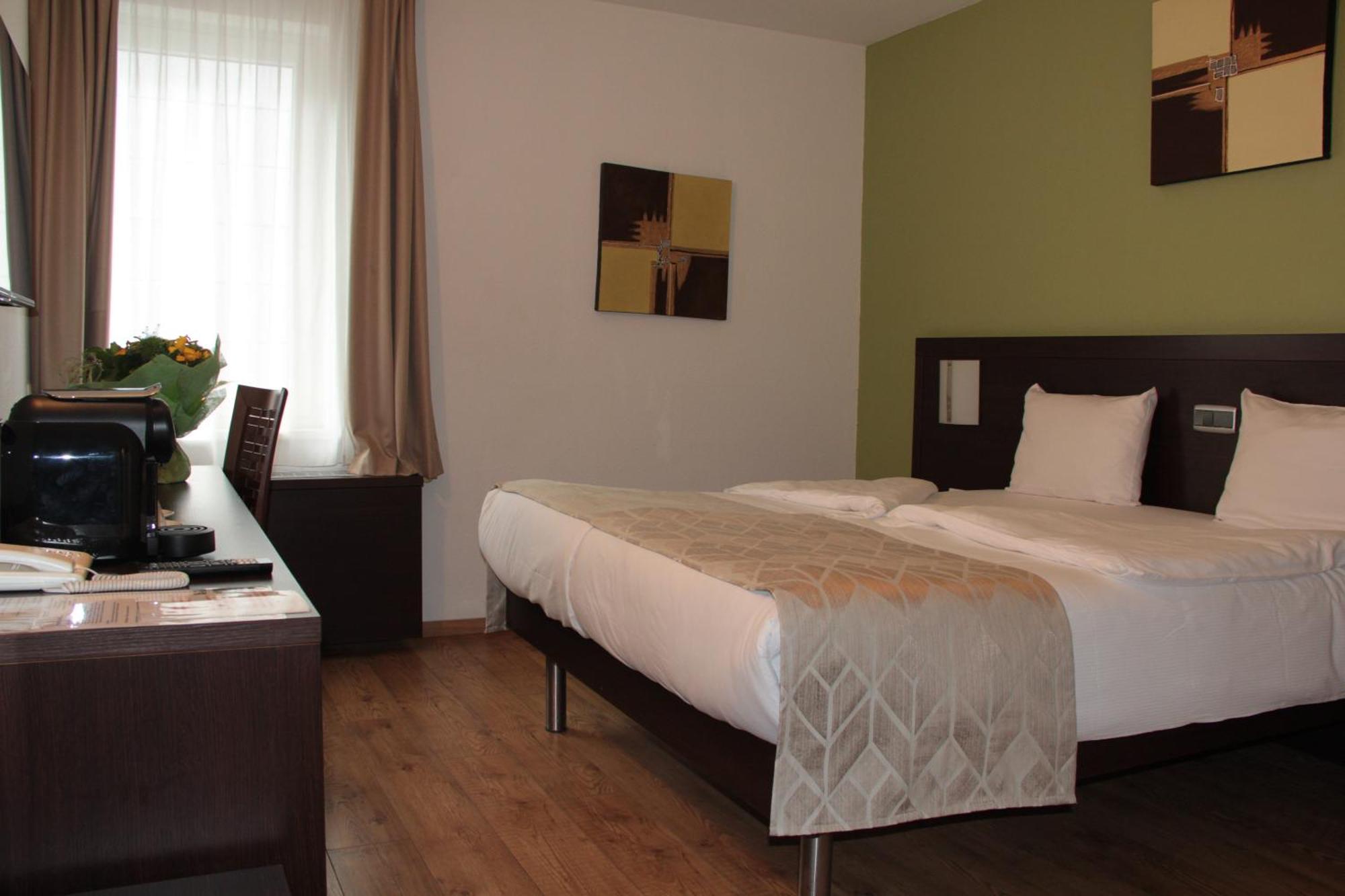 Threeland Hotel Pétange المظهر الخارجي الصورة