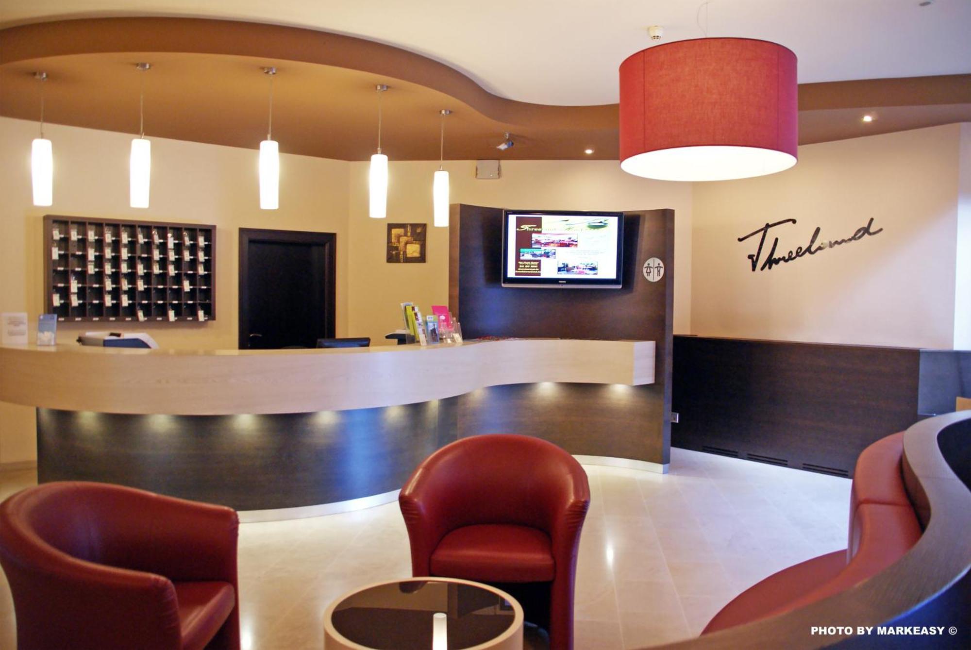 Threeland Hotel Pétange المظهر الخارجي الصورة