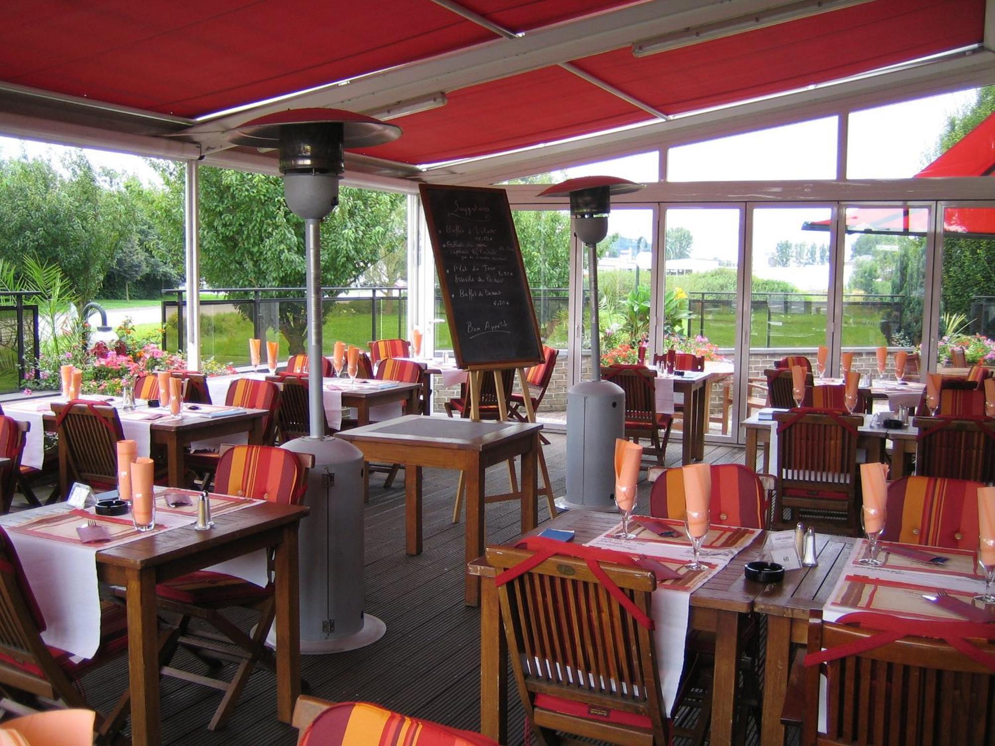 Threeland Hotel Pétange المظهر الخارجي الصورة
