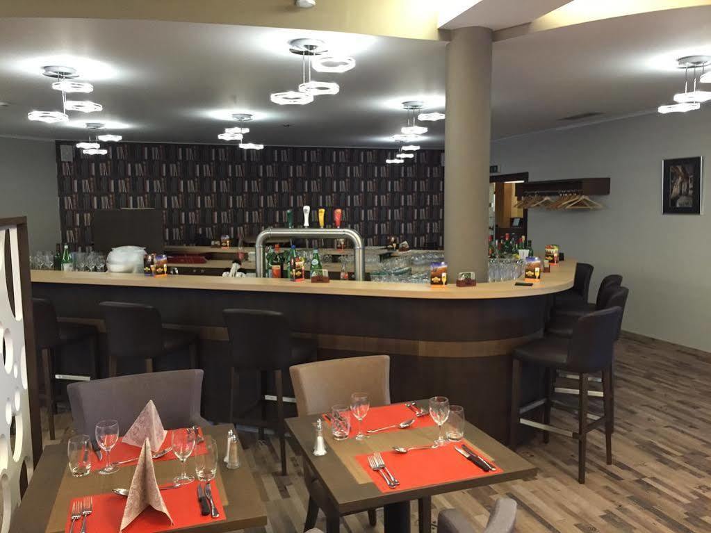 Threeland Hotel Pétange المظهر الخارجي الصورة